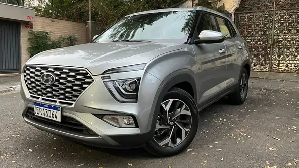 Versão intermediária do SUV já vem com um pacote interessante de itens de série