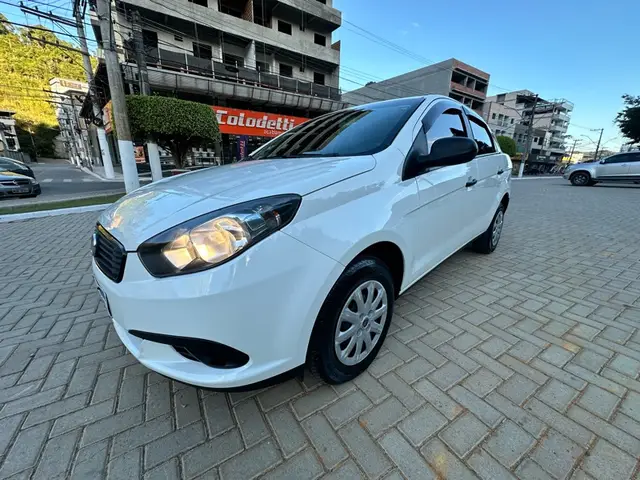 Carro Fiat Grand Siena 2021 1.0 Flex