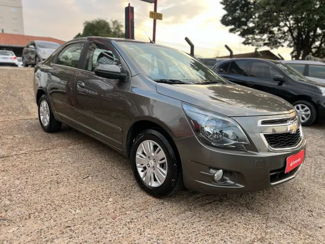 Carro Chevrolet Cobalt 2015 LTZ 1.8 8V (Flex)