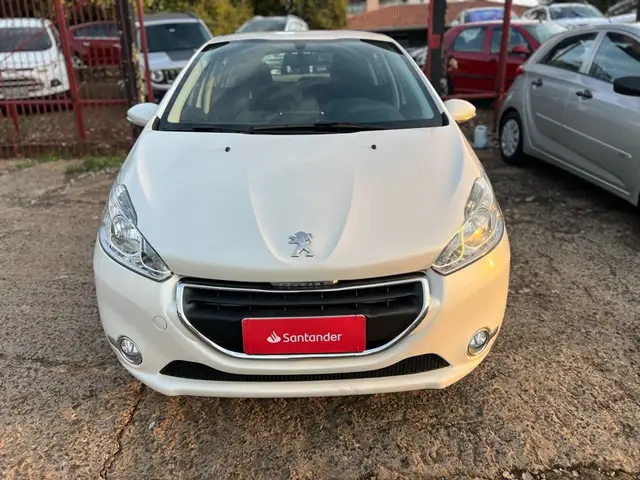 Carro Peugeot 208 2014 Active Pack 1.5 8V (Flex)