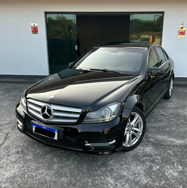 Carro Mercedes-Benz C 200  2013 Avantgarde 1.8 CGI Turbo