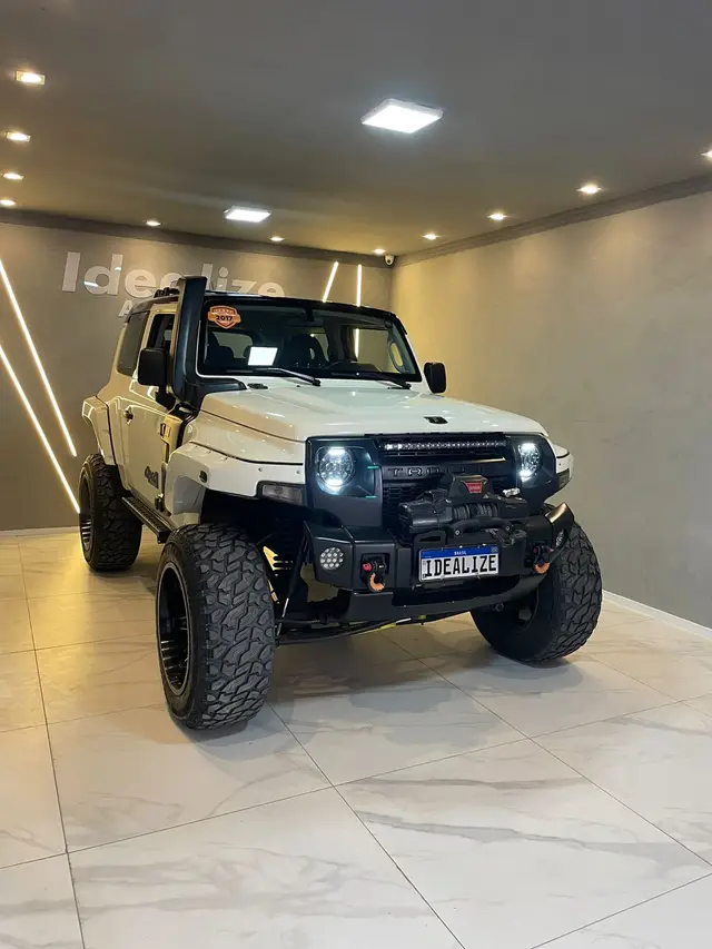 Carro Troller T4 2017 3.2 Diesel Bold 4x4