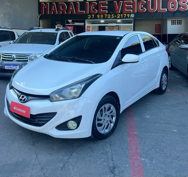 Carro Hyundai HB20S 2014 1.0 Comfort Plus (Flex)