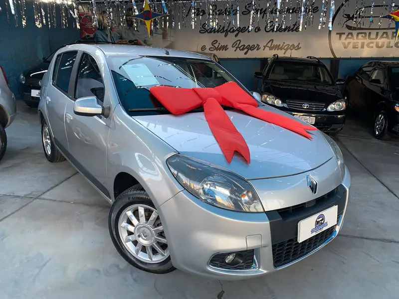Renault Sandero Privilege 1.6 16V (Flex)(aut)