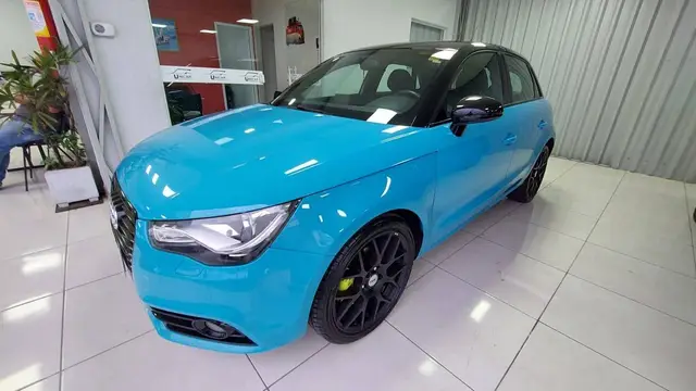 Carro Audi A1 2013 1.4 TFSI Sportback Attraction S Tronic