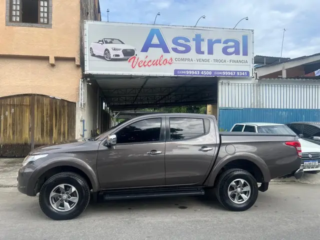 Carro Mitsubishi L200 Triton Sport 2019 Sport 2.4 DID-H HPE 4WD (Aut)