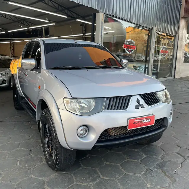 Carro Mitsubishi L200 2009 L 200 GL 4x4 2.5 Turbo (cab. dupla)