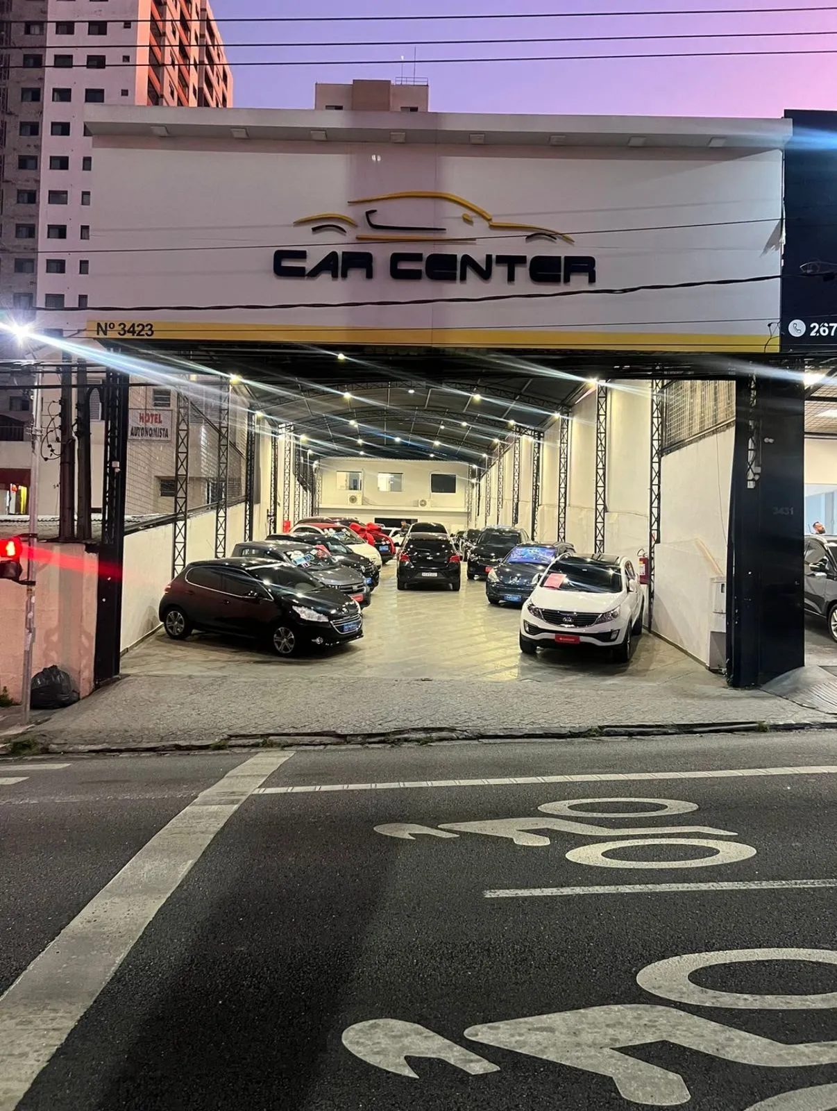 Fachada da loja CAR CENTER MULTIMARCAS - Barueri - SP