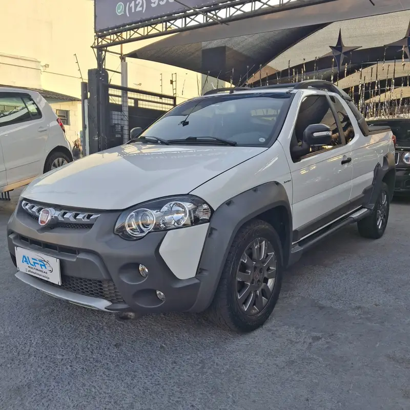 Fiat Strada Adventure 1.8 16V (Flex) (Cabine Dupla)