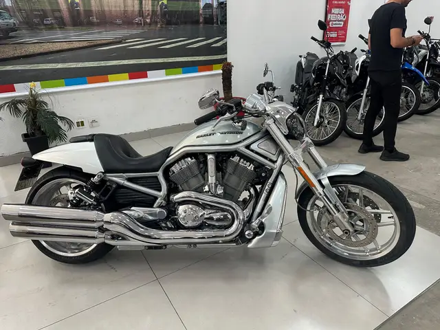 Carro Harley-Davidson V Rod Custom 2012 V Rod Muscle