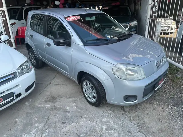 Carro Fiat Uno 2013 Vivace Italia 1.0 8V (Flex) 4p