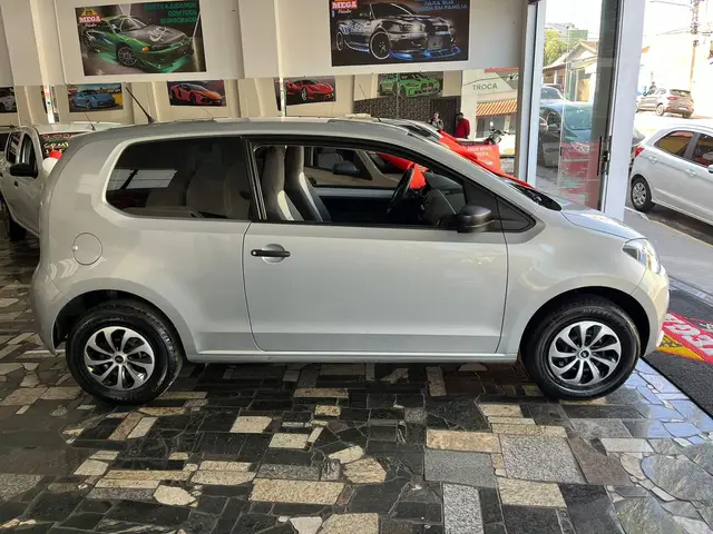 Carro Volkswagen Up! 2016 1.0 12v E-Flex take up! 2p
