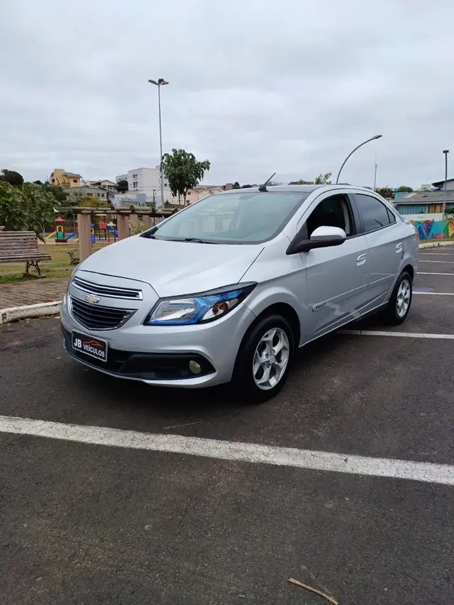 Carro Chevrolet Prisma 2014 1.4 LT SPE/4