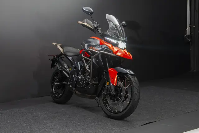 Carro Zontes T350x 2025 ABS