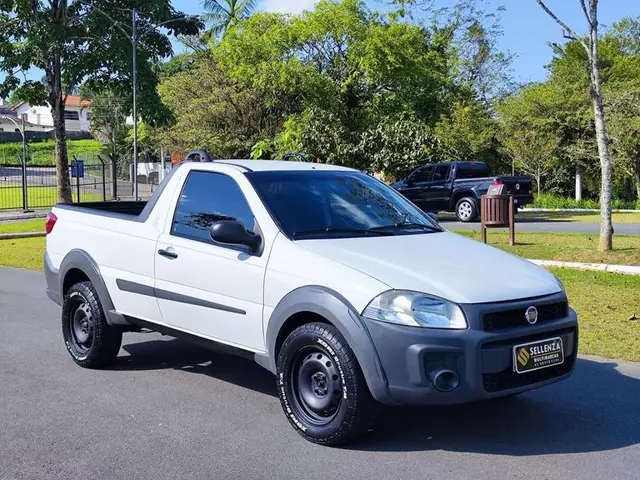 Carro Fiat Strada 2018 Working 1.4 (Flex)