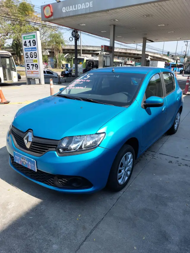 Carro Renault Sandero 2015 Expression 1.0 16V (Flex)
