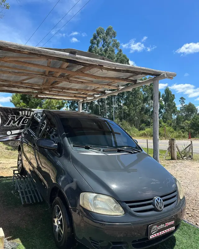 Carro Volkswagen Fox 2007 1.0 8V (Flex)