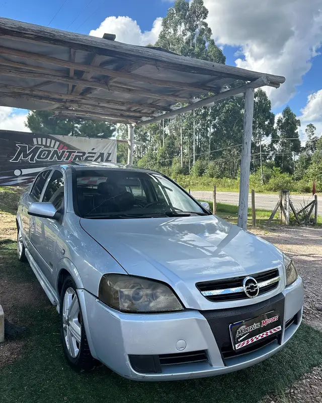 Carro Chevrolet Astra Hatch 2005 GSi 2.0 16V