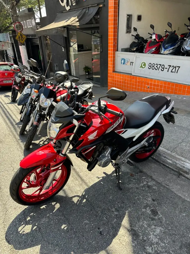 Honda CB 250F Twister (CBS)