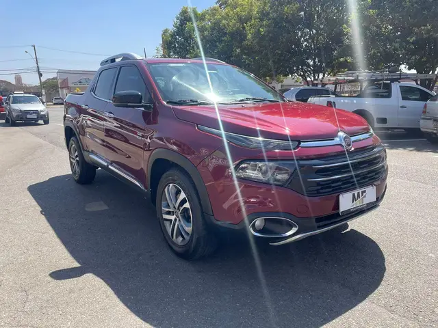 Carro Fiat Toro 2018 Volcano 2.0 diesel AT9 4x4