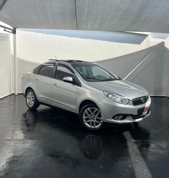Carro Fiat Grand Siena 2015 Essence 1.6 16V (Flex)