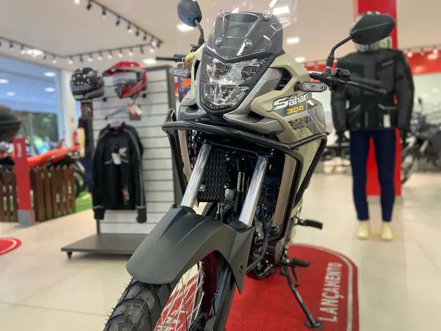 Carro Honda XRE 300 2024 Adventure