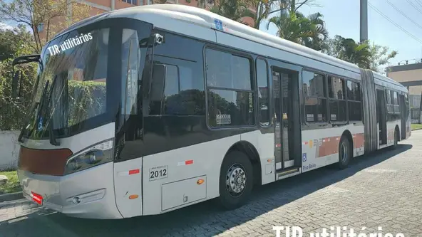 Uma unidade do Caio Millennium BRT está sendo anunciada com um valor mais em conta que um carro popular