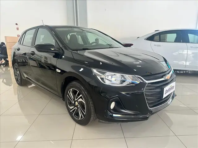 Carro Chevrolet Onix 2024 1.0