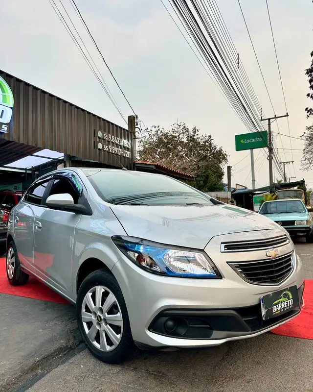 Carro Chevrolet Onix 2014 1.4 LT SPE/4