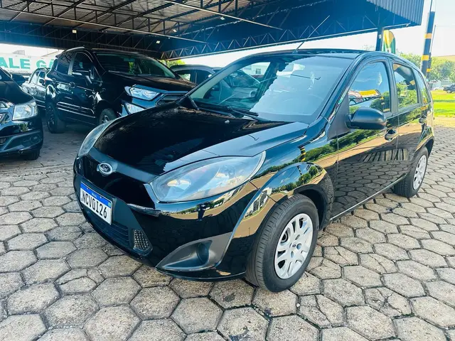 Carro Ford Fiesta Hatch 2011 1.0 (Flex)