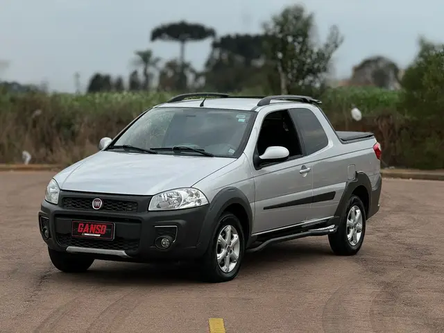 Carro Fiat Strada 2018 Hard Working 1.4 (Flex) (Cabine Dupla)