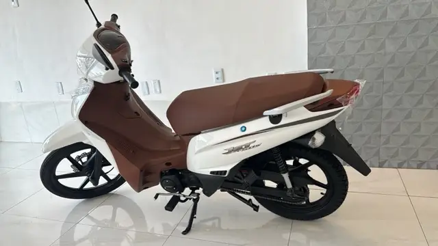 Carro Shineray JET 50S 2024 CBS