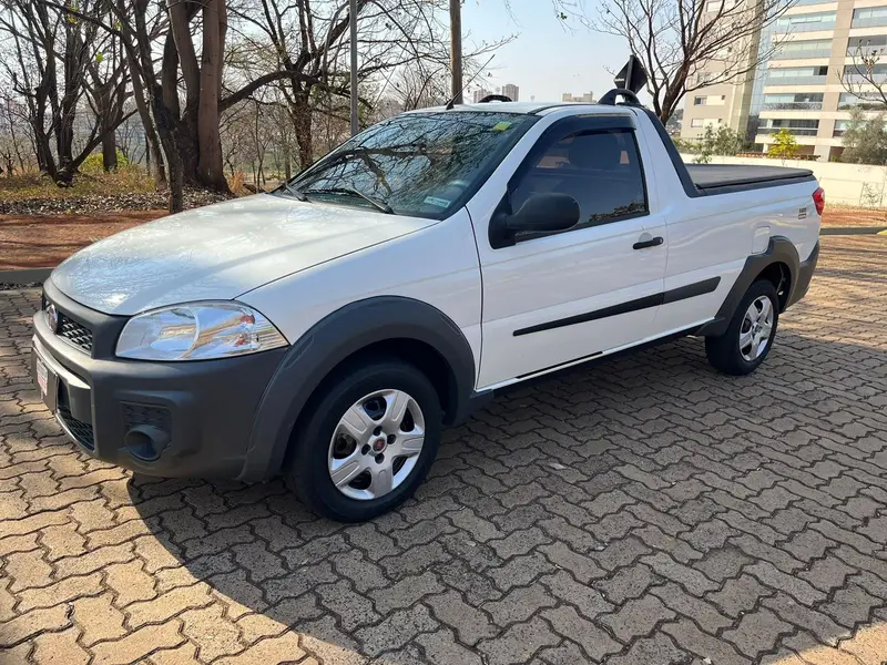 Fiat Strada Hard Working 1.4 (Flex) (Cabine Simples)