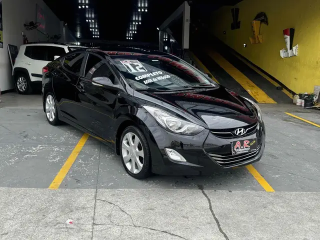 Carro Hyundai Elantra 2012 Sedan 1.8 GLS