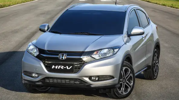 Chamativo pelo seu preço mais em conta, será que o Honda HR-V LX 2016 vale a pena? 