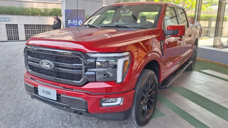 Ford F150 Lariat Black: 26 fotos exclusivas da nova versão da picape