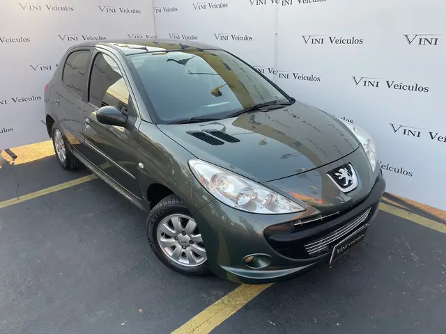 Carro Peugeot 207 2011 Hatch XR Sport 1.4 8V (flex)