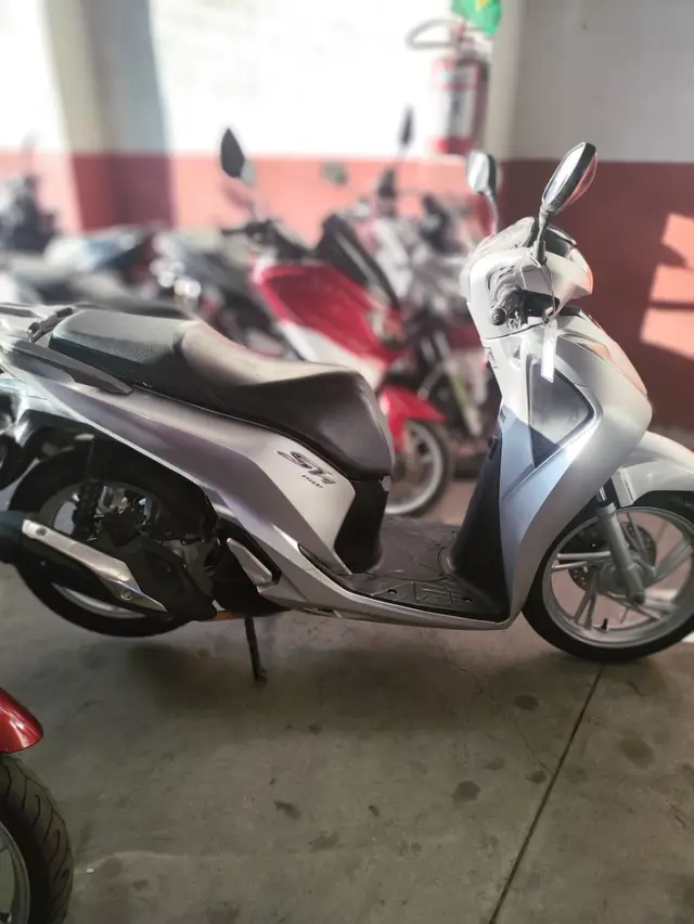 Moto Honda SH 150i 2017 DLX