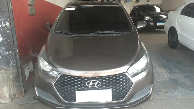 Carro Hyundai HB20S 2019 1.0 Unique (Flex)