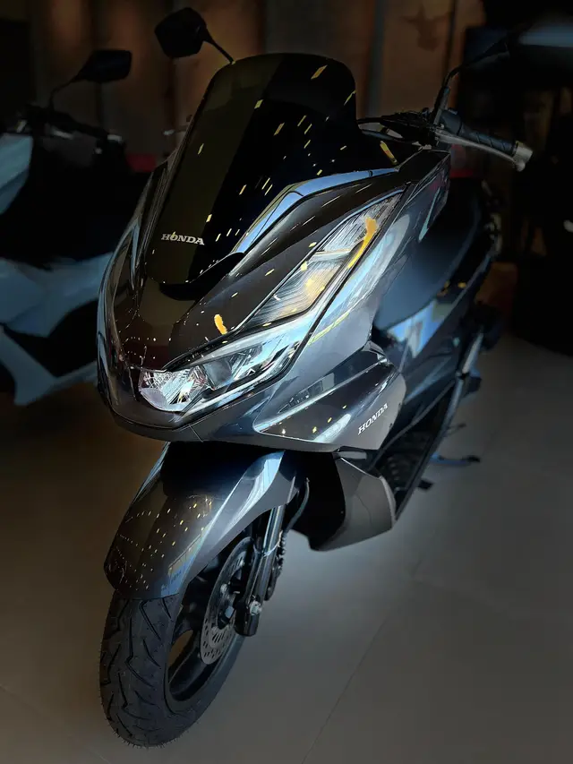 Carro Honda PCX 160 2025 CBS