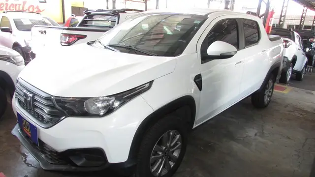 Carro Fiat Strada 2024 Freedom 1.3 Flex 8V CD