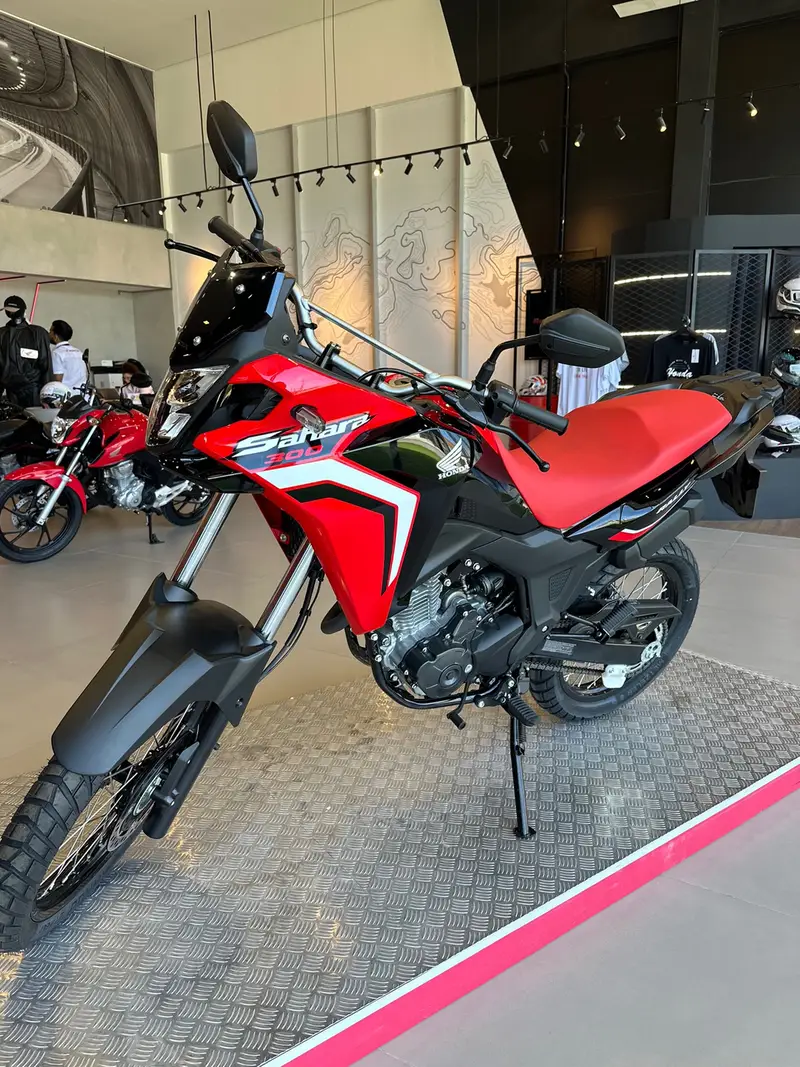 Honda XRE Sahara 300 Rally