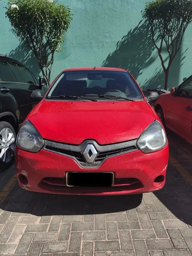 Carro Renault Clio 2014 Hatch. RN 1.0 16V