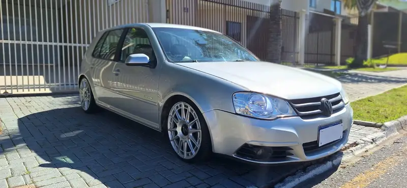 Volkswagen Golf Sportline 1.6 (Flex)