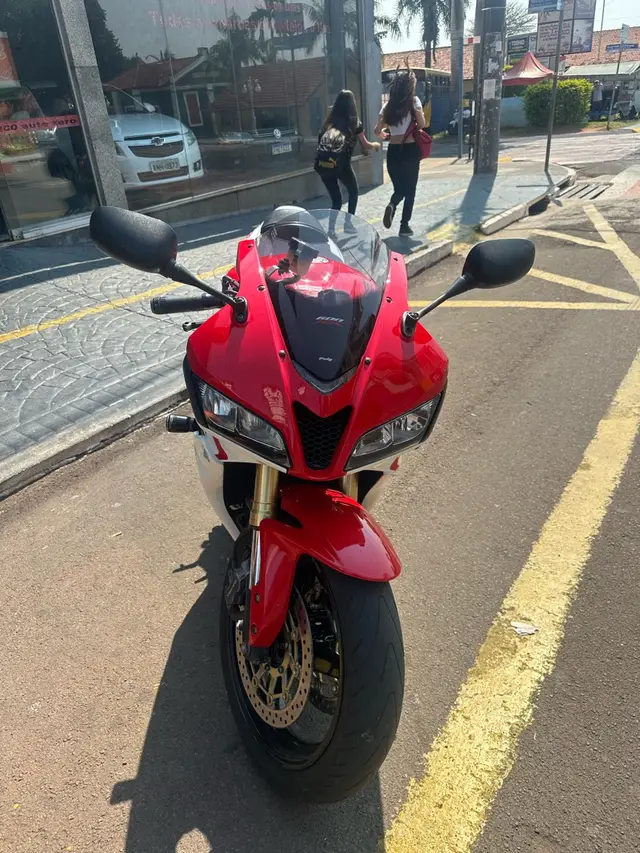 Carro Honda CBR 600 2012 RR (Standard)
