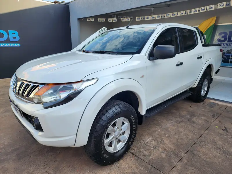 Mitsubishi Sport 2.4 DID-H GLS 4WD