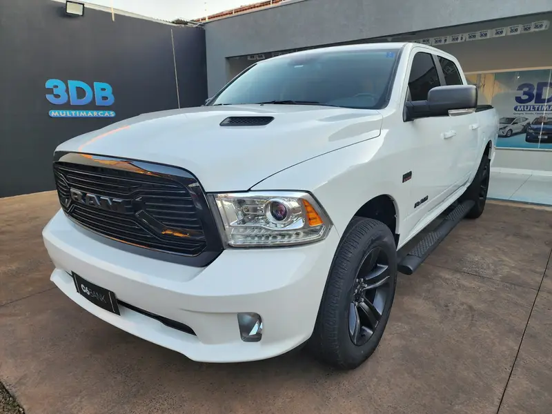 RAM Laramie 5.7