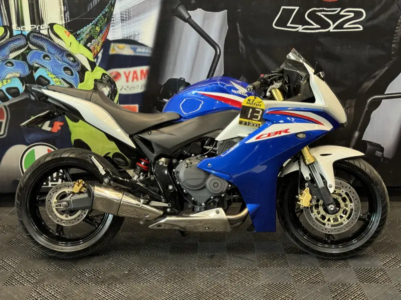 Honda CBR 600 F (Standard)
