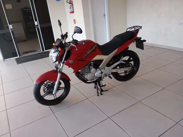 Carro Yamaha YS 250 Fazer 2011 250cc
