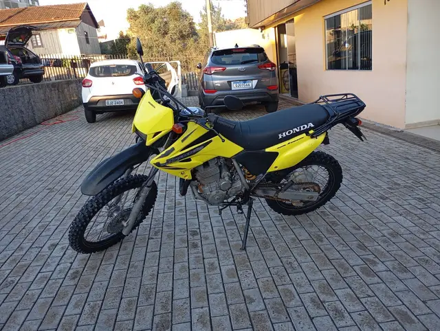 Carro Honda XR 250 2007 Tornado